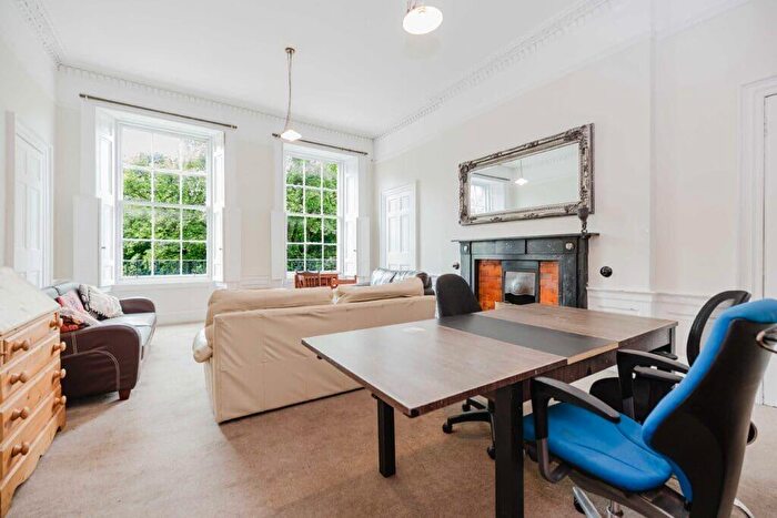 5 Bedroom Flat To Rent In L Gayfield Square, Edinburgh, EH1