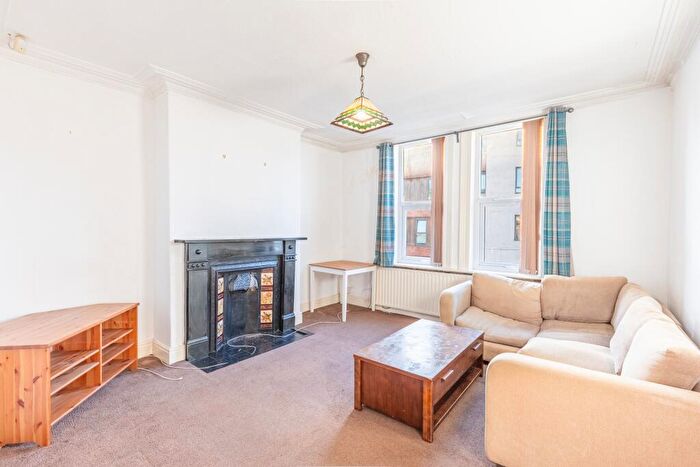 2 Bedroom Duplex To Rent In Meanwood Road, Meanwood, Leeds, LS6