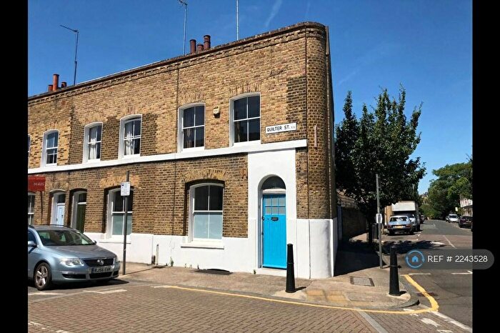 2 Bedroom End Of Terrace House To Rent In Quilter Street, London, E2