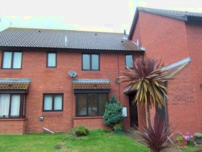 1 Bedroom Property To Rent In Sunbury Court, Shoeburyness, SS3