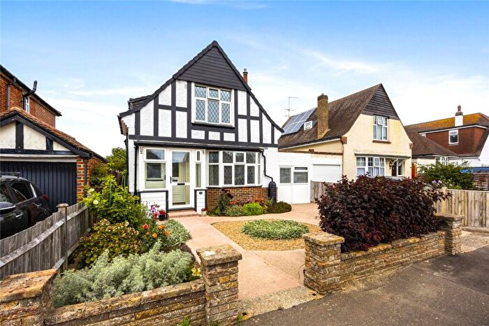 2 Bedroom Link Detached House For Sale In Brook Barn Way, Goring-by-Sea, Worthing, West Sussex, BN12