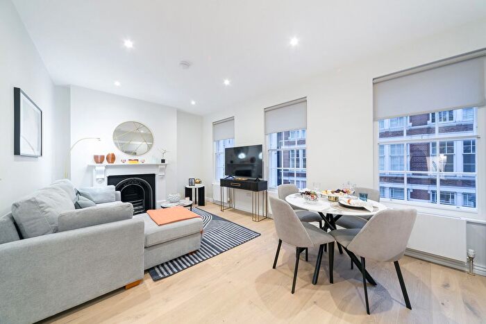 1 Bedroom Flat To Rent In Long Acre, London, WC2E