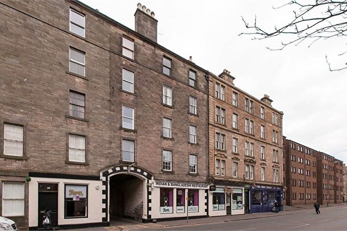 1 Bedroom Flat To Rent In St Leonards Street, Edinburgh, Midlothian, EH8