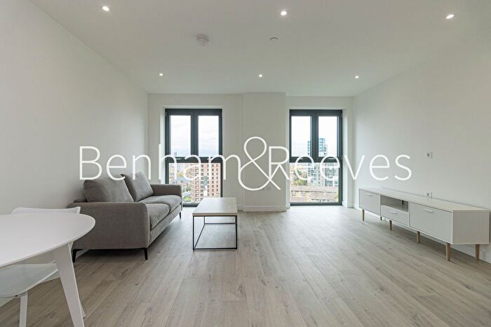 1 Bedroom Flat To Rent In Dragonfly Walk, Woodberry Down Development, N4