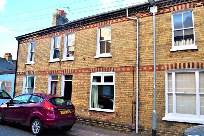2 Bedroom Terraced House To Rent In Argyle Street, Cambridge, CB1