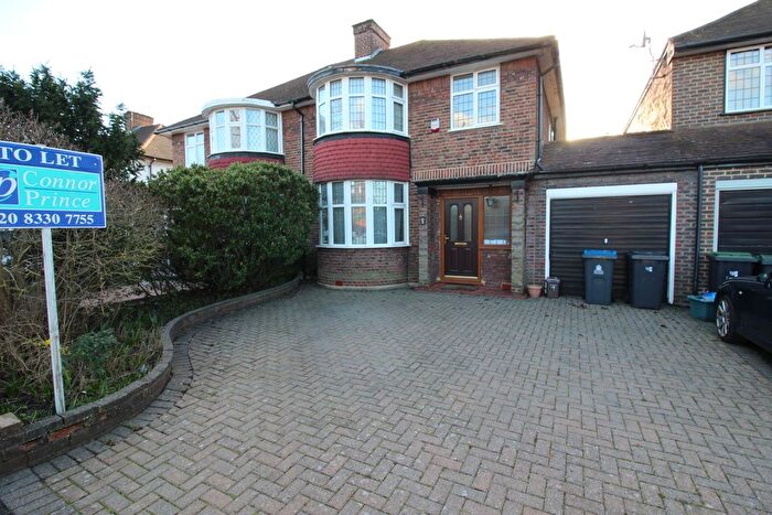 3 Bedroom Semi Detached House To Rent In Mayfair Avenue, Worcester Park, KT4