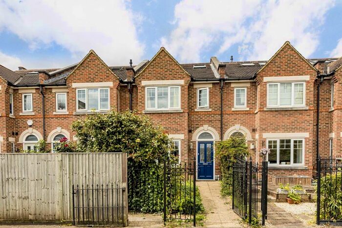 4 Bedroom Terraced House To Rent In Camac Road, Twickenham, TW2