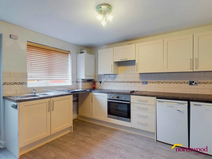 2 Bedroom Terraced House To Rent In West Brampton, Newcastle-Under-Lyme, ST5