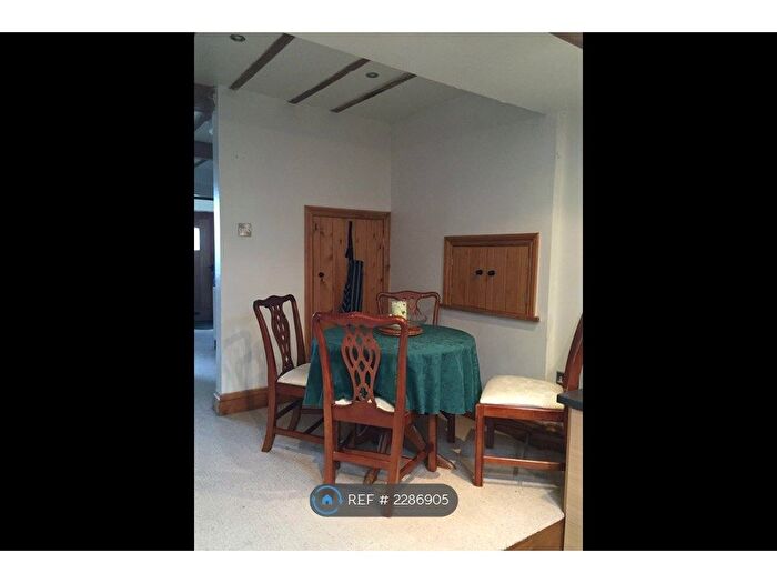 2 Bedroom Semi-Detached House To Rent In Cliff Road, Holmfirth, HD9