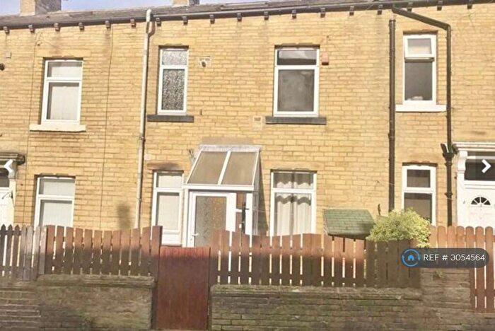2 Bedroom Terraced House To Rent In Matlock Street, Halifax, HX3