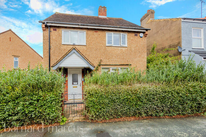 3 Bedroom House To Rent In Sorrento Road, Sutton, SM1