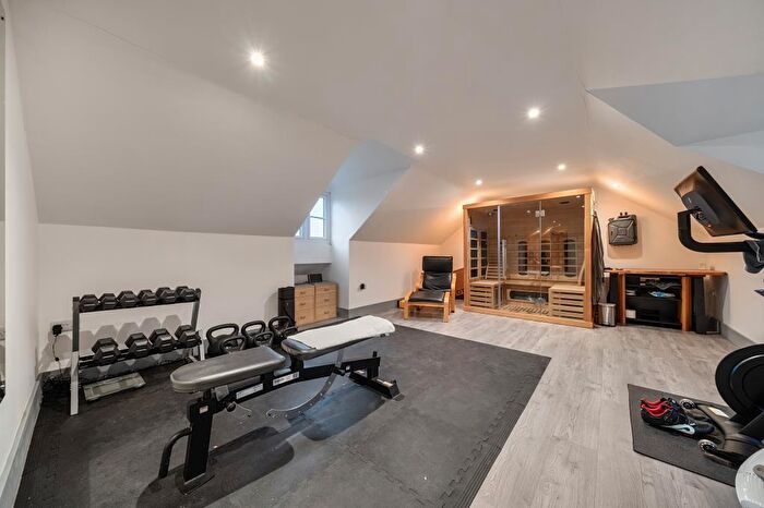 4 Bedroom Terraced House For Sale In Wellingtonia Drive, Thatcham, RG19