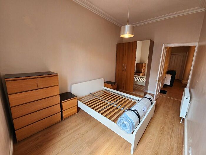 2 Bedroom Flat To Rent In Dixon Avenue, Glasgow, Glasgow, G42