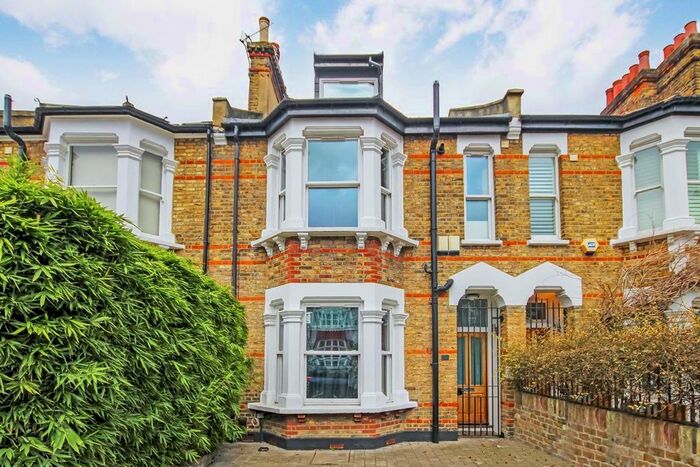 2 Bedroom Flat To Rent In Barrowgate Road, London, W4