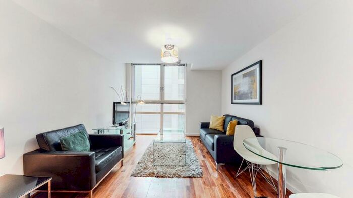 1 Bedroom Apartment To Rent In Lambs Passage, EC1Y