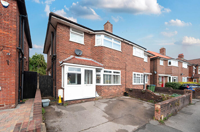 3 Bedroom Semi-Detached House For Sale In Colebrook Avenue, Upper Shirley, Southampton, Hampshire, SO15