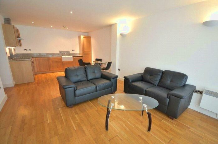 1 Bedroom Apartment To Rent In Advent, Isaac Way, Manchester, M4
