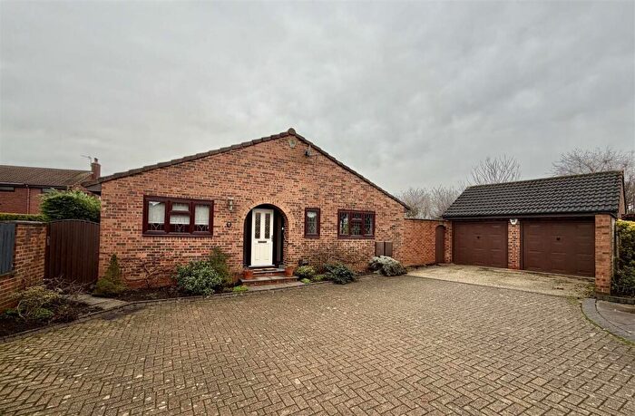 3 Bedroom Detached Bungalow For Sale In The Chase, Garforth, Leeds, LS25