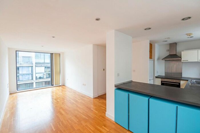 2 Bedroom Apartment For Sale In Rice Street, Manchester, M3