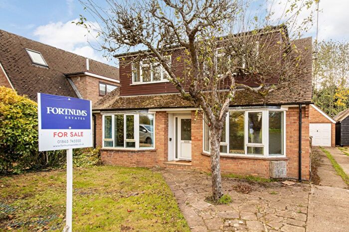 4 Bedroom Detached House For Sale In The Green, Marsh Baldon, OX44