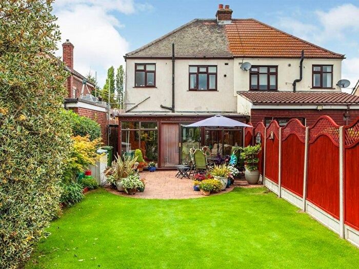 3 Bedroom Terraced House To Rent In Betterton Road, Rainham, RM13