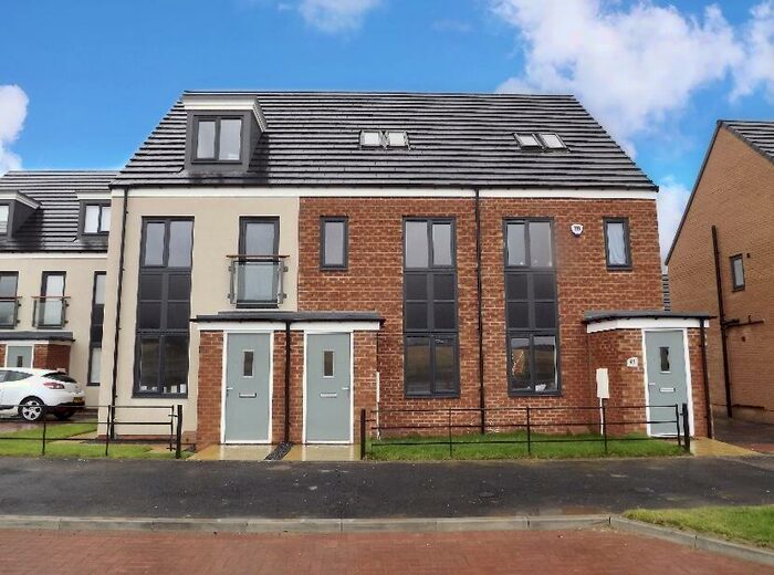 3 Bedroom Semi-Detached House To Rent In Roseden Way, Great Park, NE13