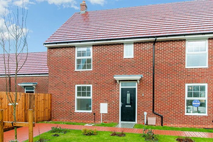 3 Bedroom Terraced House For Sale In Monkton Road, Minster, Ramsgate, CT12