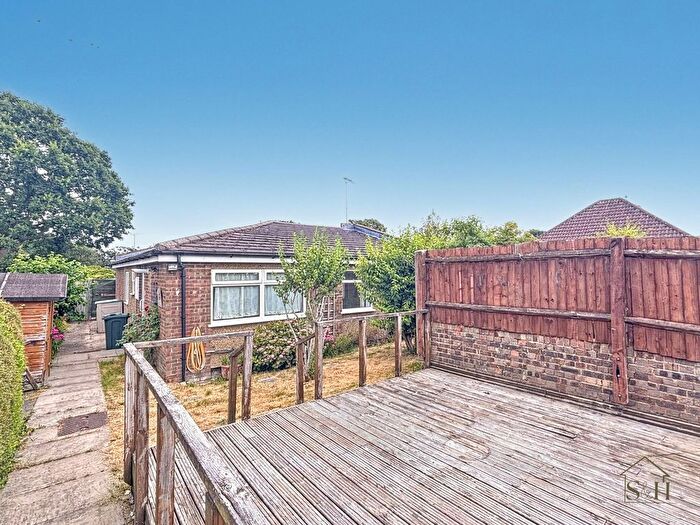 2 Bedroom Terraced Bungalow For Sale In Beaver Lane, Ashford, TN23