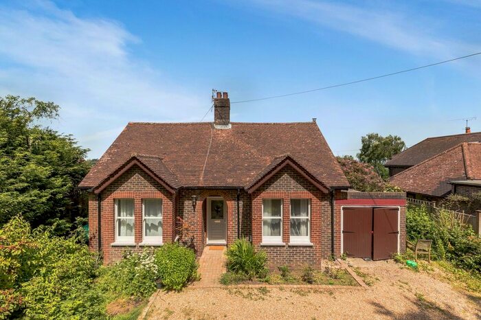 3 Bedroom Detached Bungalow For Sale In Selsfield Road, West Hoathly, RH19
