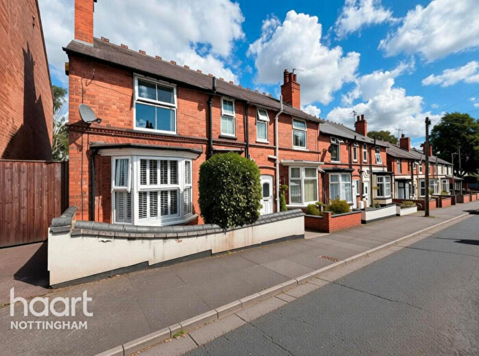 3 Bedroom End Of Terrace House For Sale In Willow Road, Carlton, NG4