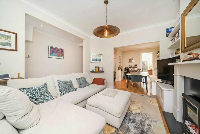 4 Bedroom Flat To Rent In Edgarley Terrace, London, SW6