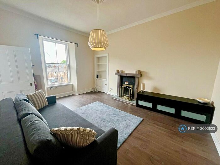 1 Bedroom Flat To Rent In Torphichen Place, Edinburgh, EH3