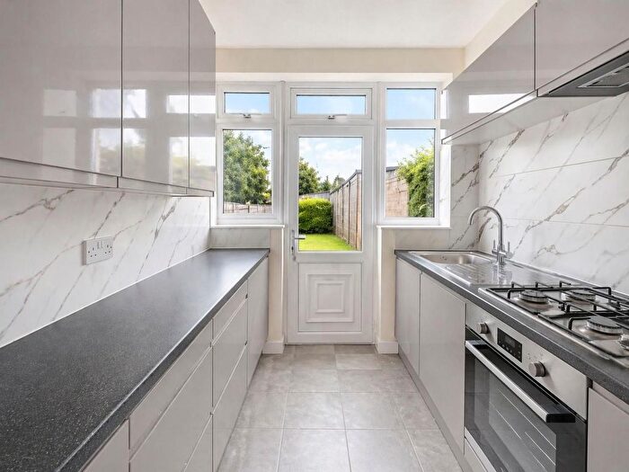 3 Bedroom Terraced House To Rent In Byron Avenue, New Malden, KT3