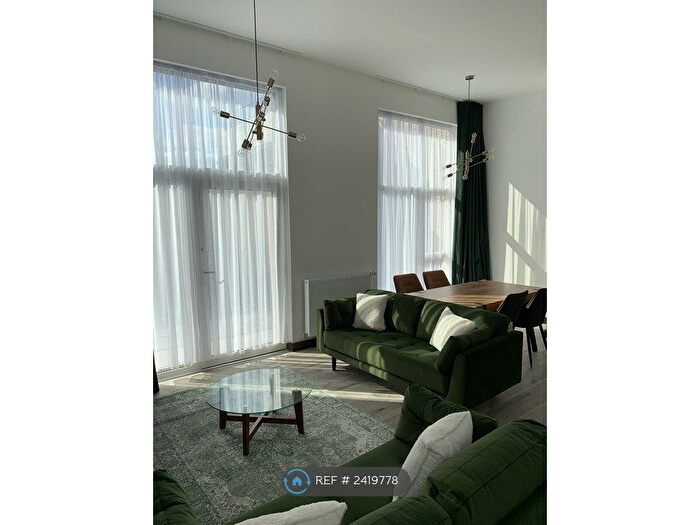2 Bedroom Flat To Rent In London Road, Barking, IG11