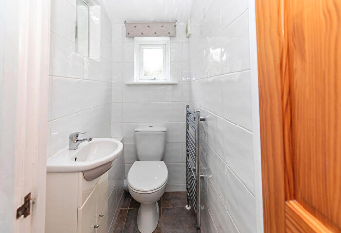 3 Bedroom Detached House For Sale In Queen Mary Avenue, Bournemouth, Dorset, BH9