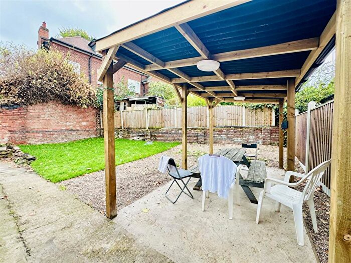 9 Bedroom House To Rent In Derby Road, Nottingham, NG7