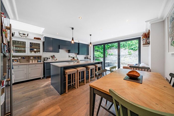 4 Bedroom Detached House To Rent In Fontarabia Road, London, SW11