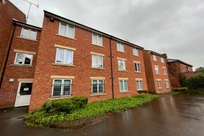 2 Bedroom Flat To Rent In Langsett Road, Sheffield, S6