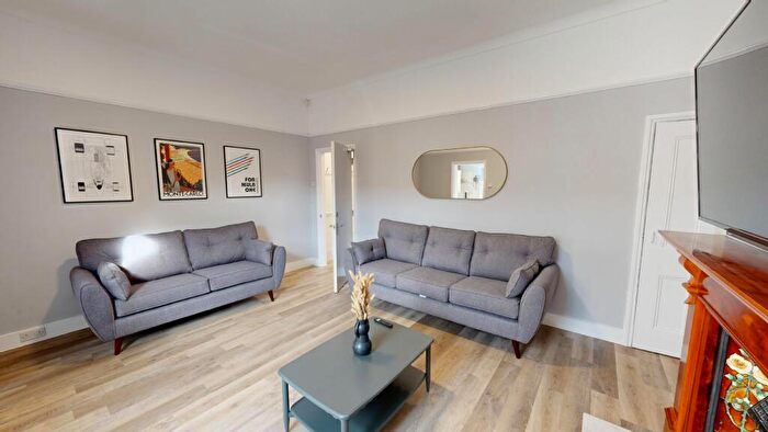 4 Bedroom House To Rent In Cartington Terrace, NE6