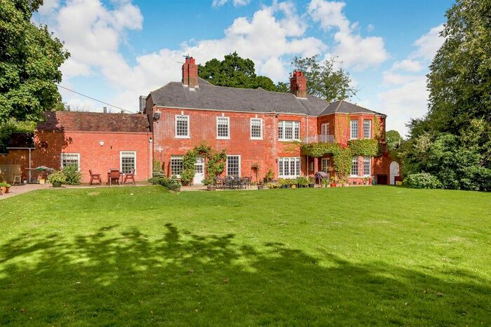9 Bedroom Detached House For Sale In Main Road Kempsey, Worcestershire, WR5
