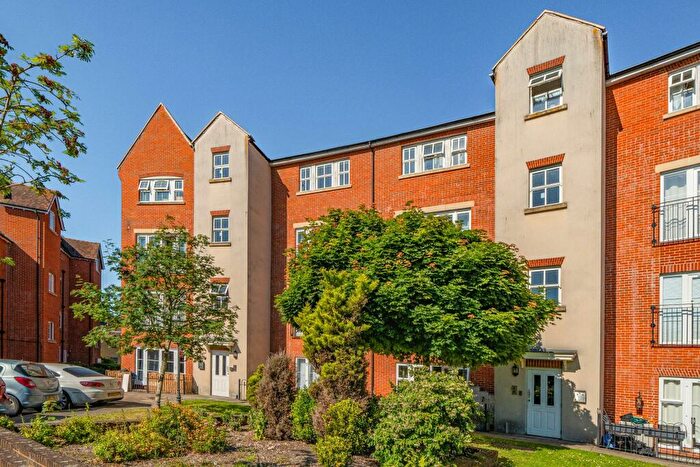 2 Bedroom Flat To Rent In Mill Street, Wantage, OX12