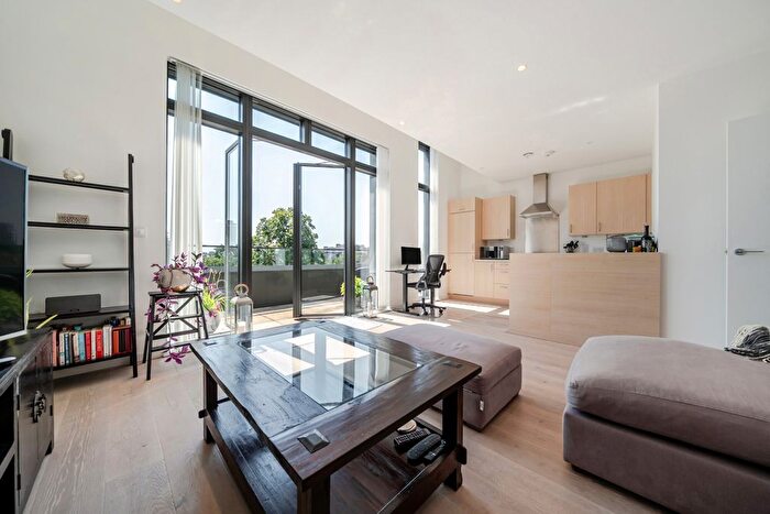 1 Bedroom Flat For Sale In Bardsley Lane, Greenwich, SE10