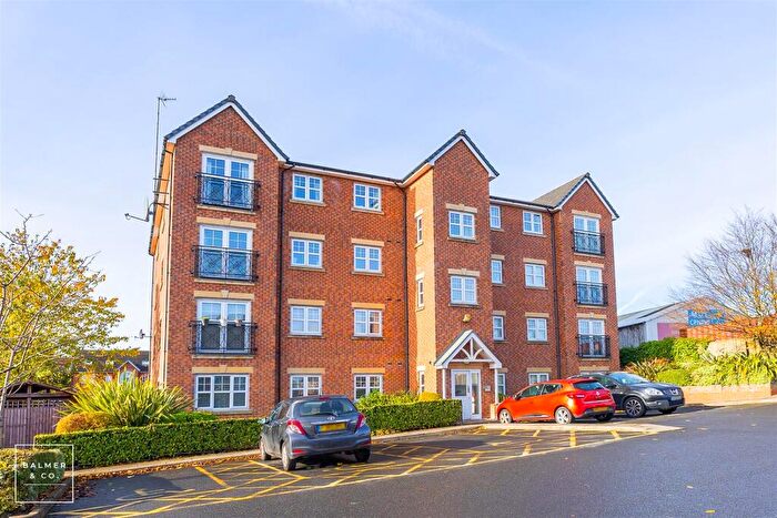 2 Bedroom Apartment For Sale In , Claybourne Court, Atherton, M46