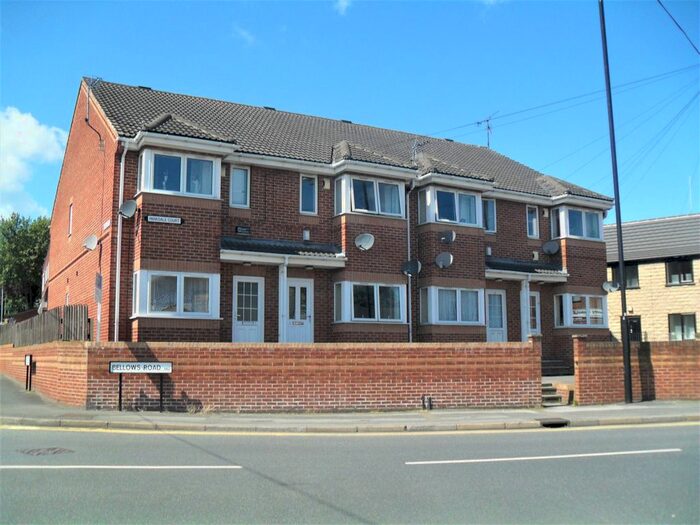 1 Bedroom Flat To Rent In Parkdale Court, Stocks Lane, Rotherham, S62