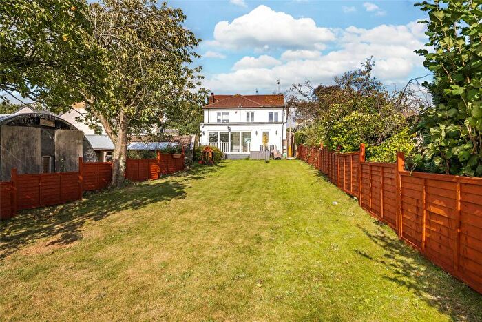 5 Bedroom Detached House For Sale In Dragon Road, Winterbourne, Bristol, Gloucestershire, BS36