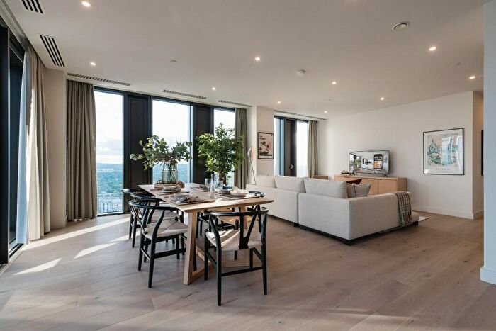 3 Bedroom Penthouse To Rent In Broad Street, Birmingham, B15