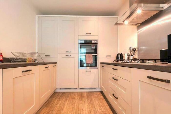 4 Bedroom Terraced House To Rent In Addlestone, KT15