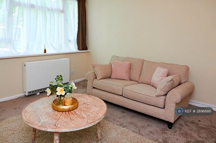 2 Bedroom Flat To Rent In Grindlay House, Coventry, CV1