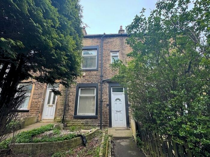 3 Bedroom Terraced House To Rent In Little Horton Lane, Bradford, BD5