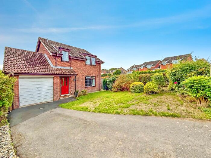 4 Bedroom Detached House For Sale In The Cullerns, Highworth, Swindon, SN6